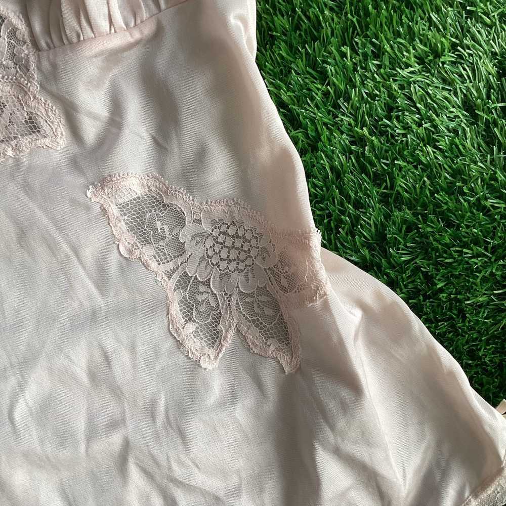 Vintage Japanese coquette baby pink lace camisole - image 2