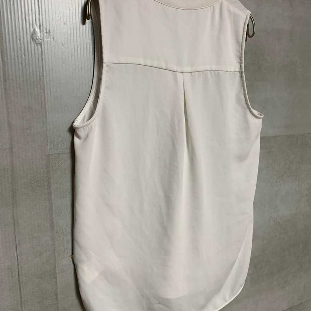 [H and M] Skipper Neck Polyester Sleeveless Shirt… - image 12