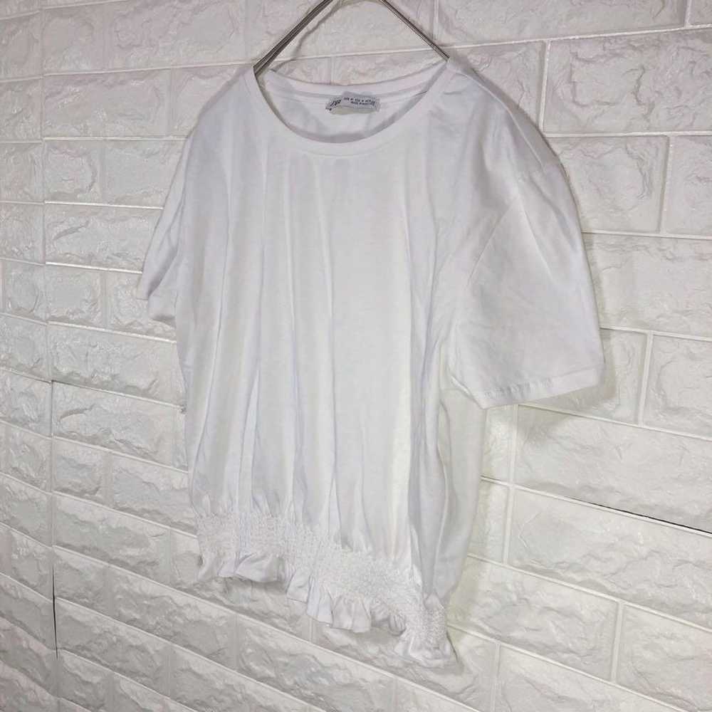 a835 ZARA Zara Short Sleeve Cut-sleeve T-shirt Wh… - image 2