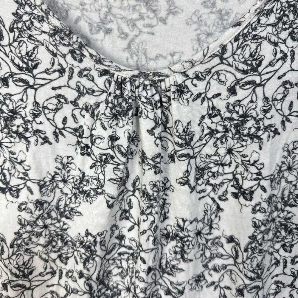 H&M / H and M / T-shirt / Floral pattern / Spring… - image 6