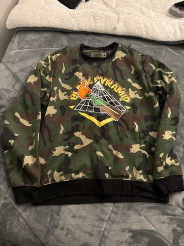 Black Pyramid Black pyramid Army colored Sweatshir