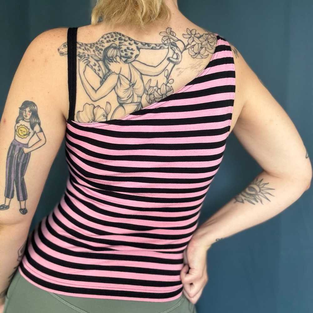 Vintage 90s/Y2K BLEST Stripe Asymmetrical Tank Top - image 6