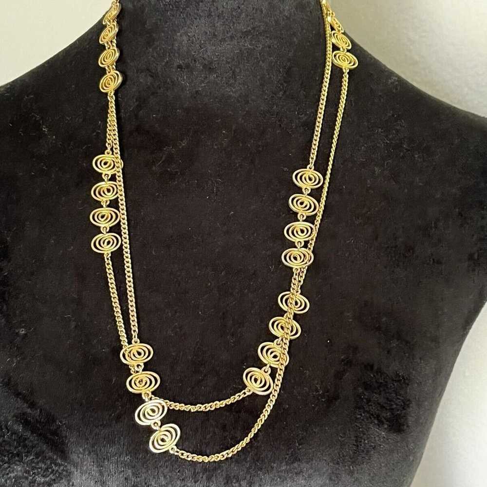 Vintage Gold Tone Chain Necklace 1970s Womens fas… - image 1