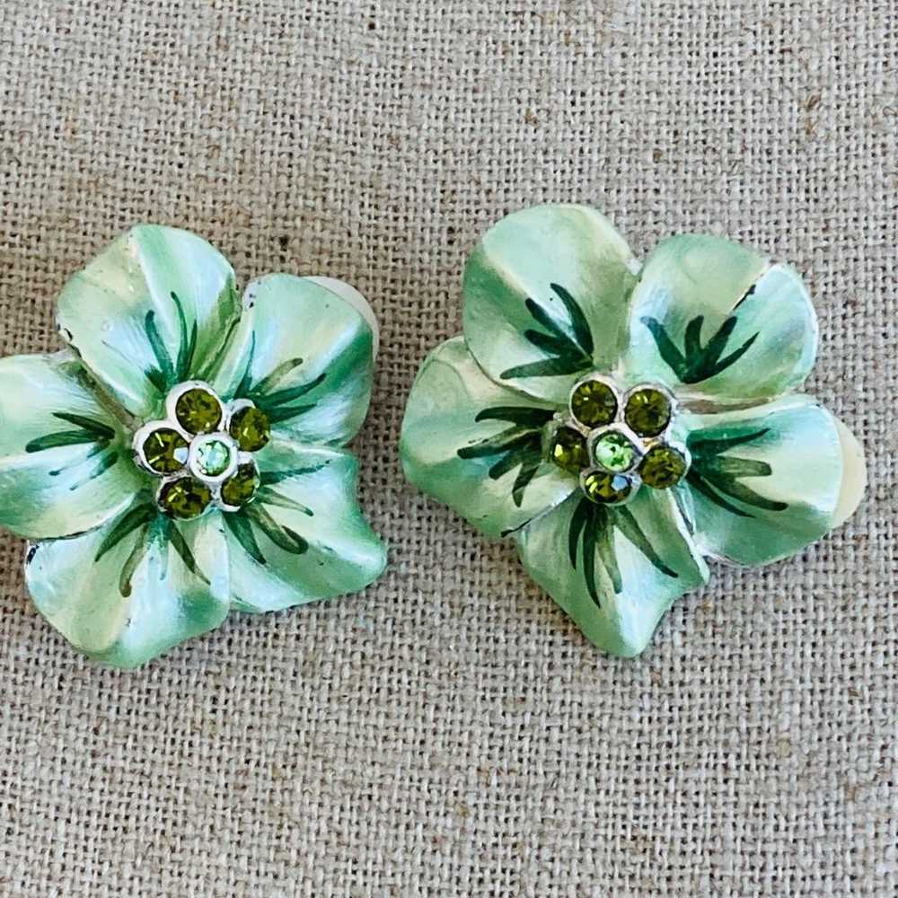 Vintage lime green rhinestone floral clip on Earr… - image 1