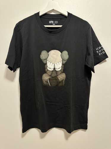 Kaws × Uniqlo Kaws Tee Asia Exclusive - image 1