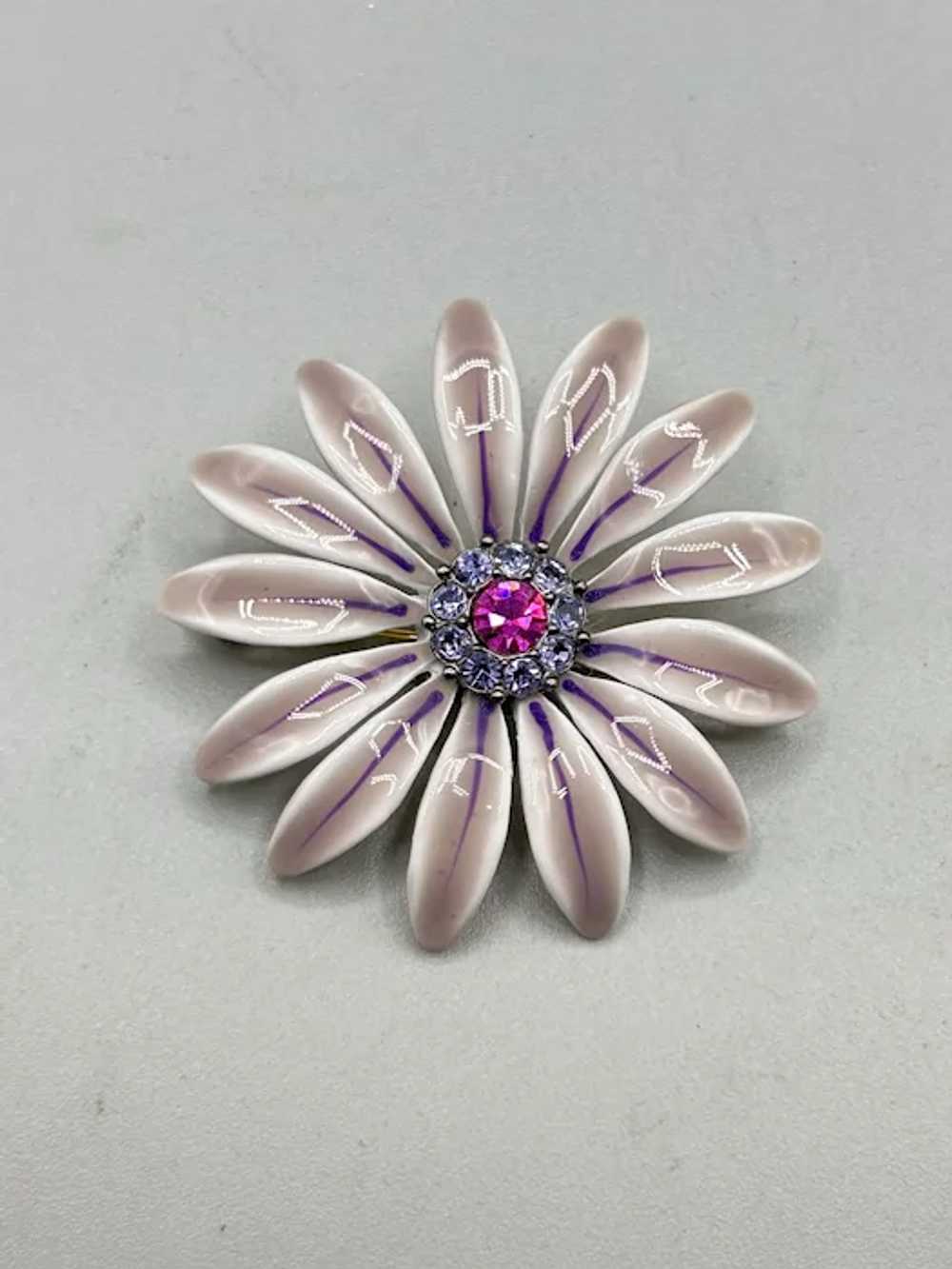 Vintage Daisy Brooch Light Purple Enamel Rhinesto… - image 2