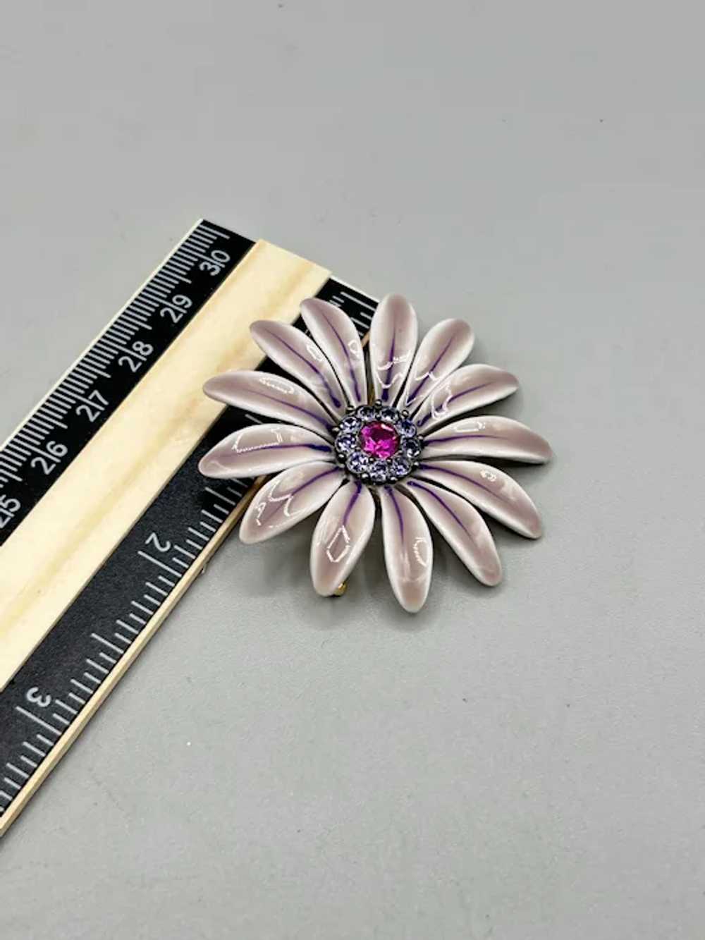 Vintage Daisy Brooch Light Purple Enamel Rhinesto… - image 6