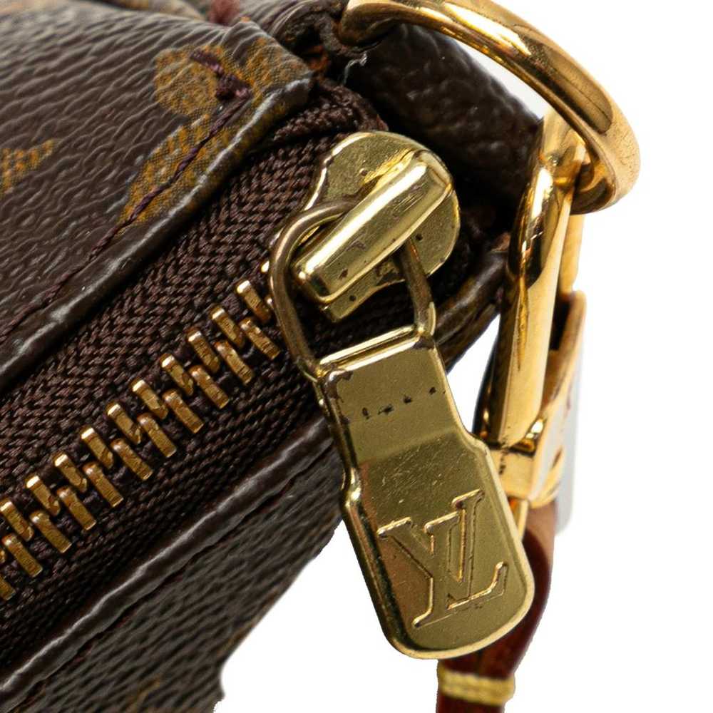 Louis Vuitton Pochette Accessoire leather handbag - image 8