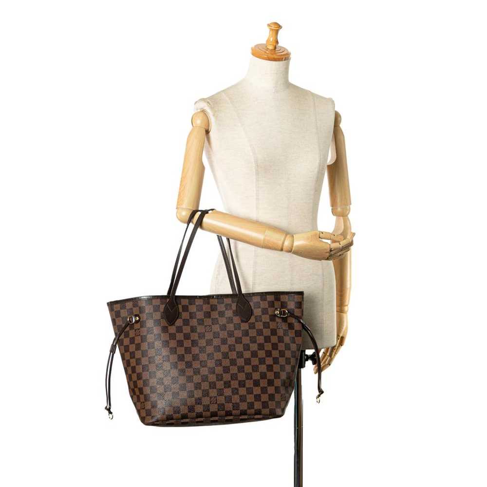 Louis Vuitton Neverfull leather tote - image 10