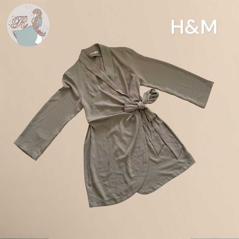 H&M H and M cardigan outerwear loungewear. - image 1