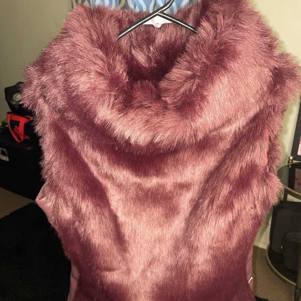 Faux Fur vest - image 5