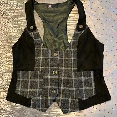 Kancy Kole Plaid Vest L