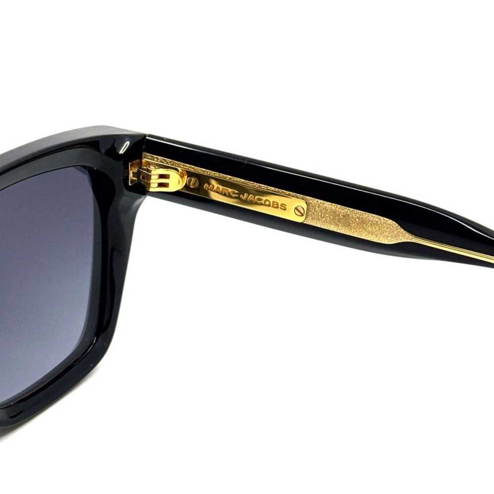 Marc Jacobs Sunglasses - image 9