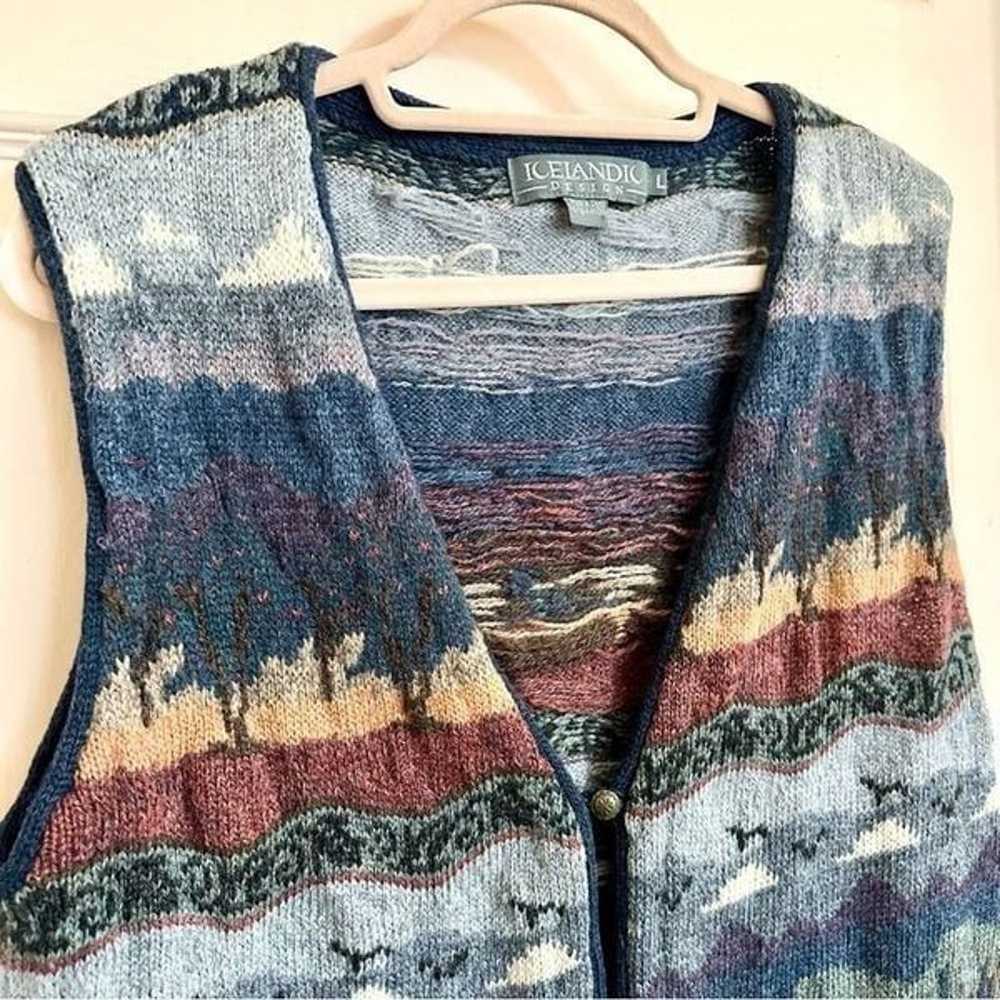 Wool Icelandic design sweater vest - image 2