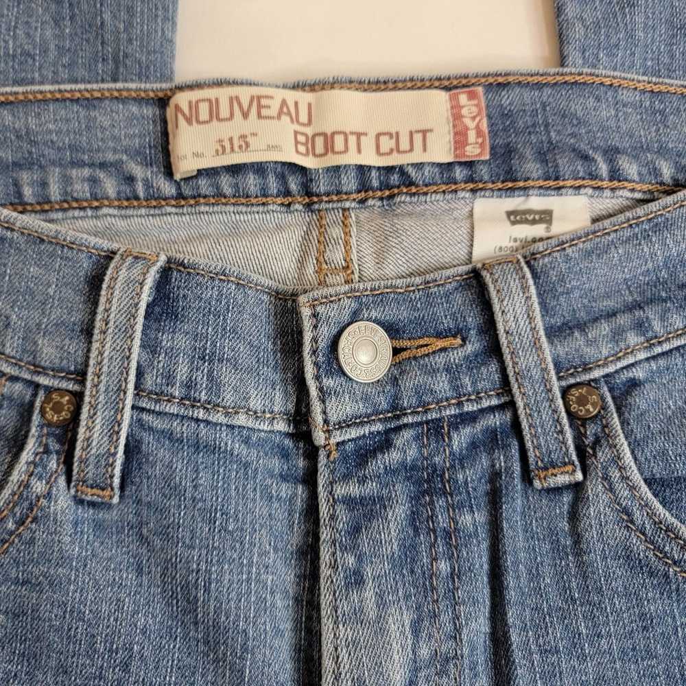 womens Levi's jean - image 4