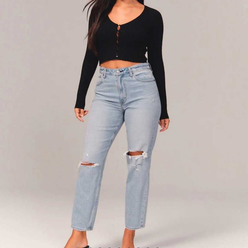 Abercrombie Curve Love High Rise Mom Jeans 27  Cu… - image 1