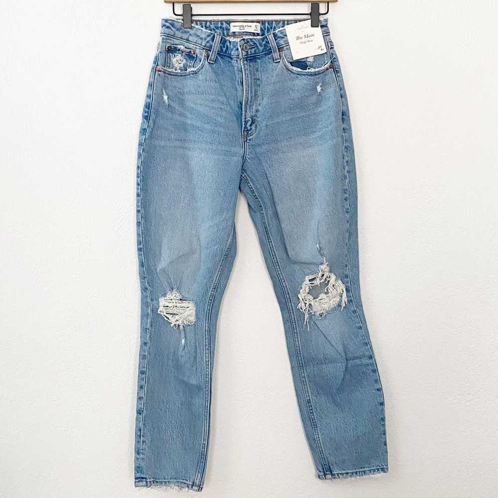 Abercrombie Curve Love High Rise Mom Jeans 27  Cu… - image 3