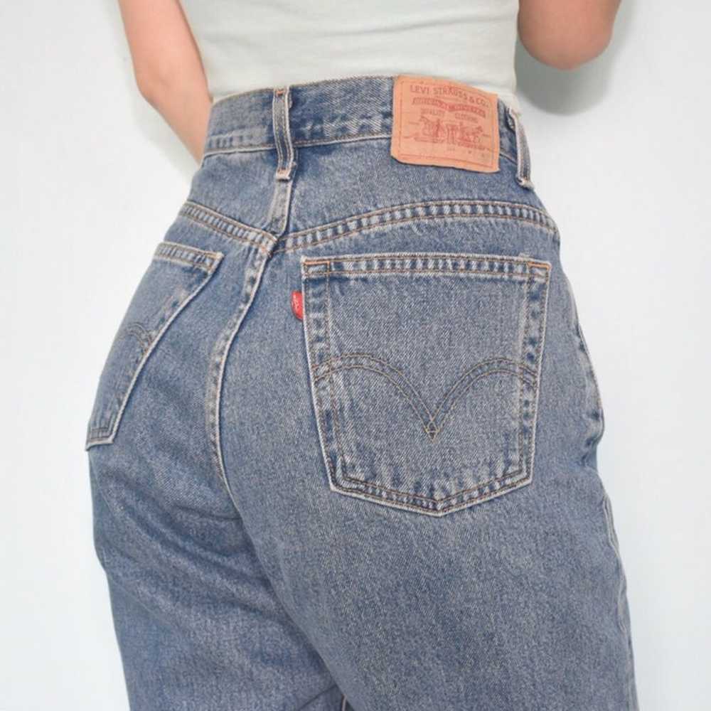 Vintage Levi’s High Waisted Jeans - image 4