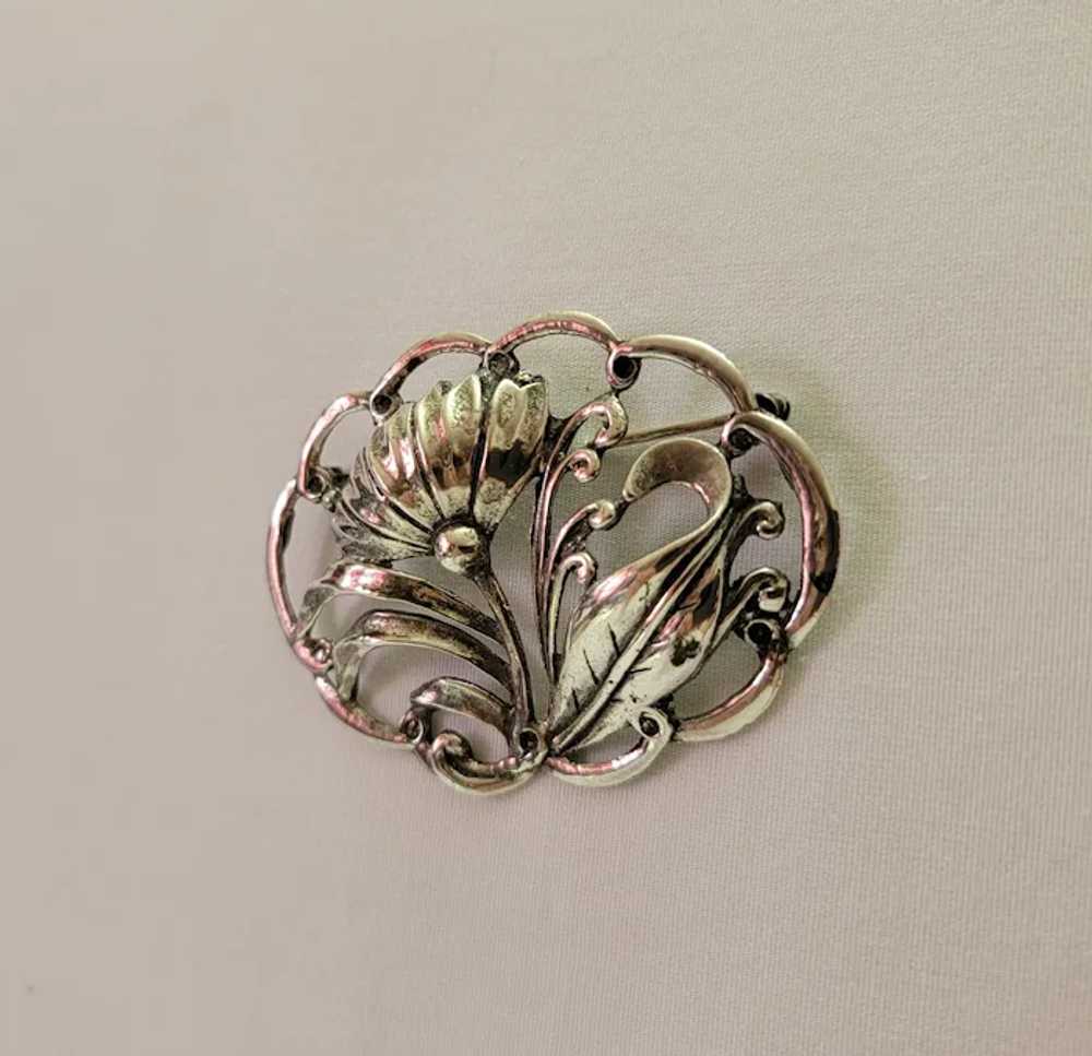 Sterling silver flower brooch - image 10