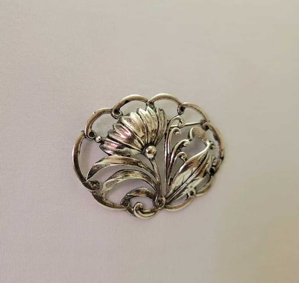 Sterling silver flower brooch - image 11