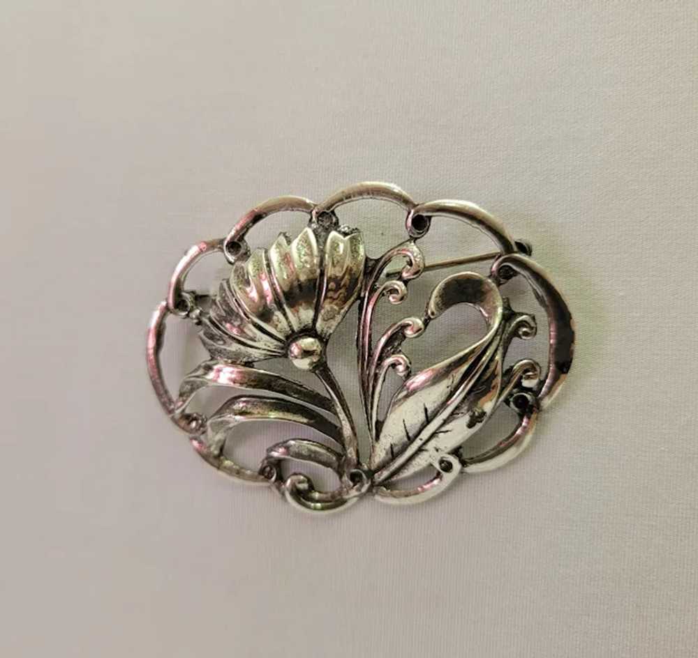 Sterling silver flower brooch - image 8