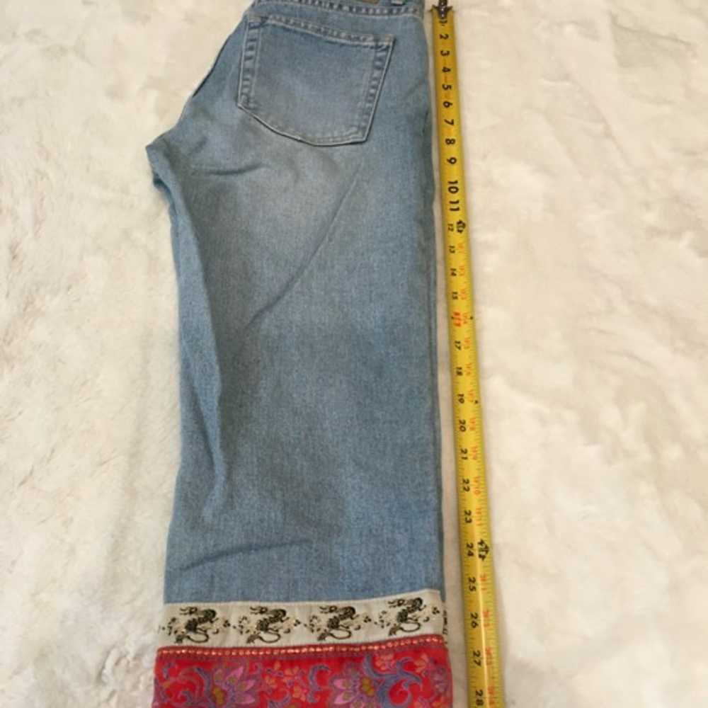 London Jean Vintage Denim Capris Design - image 7