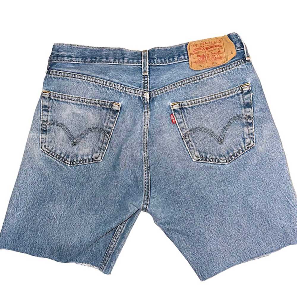 Levi’s 501’s Light Wash Shorts - image 5