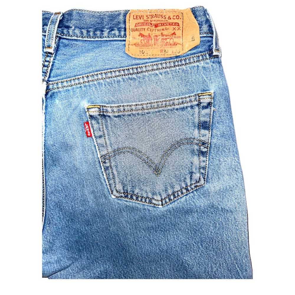 Levi’s 501’s Light Wash Shorts - image 6