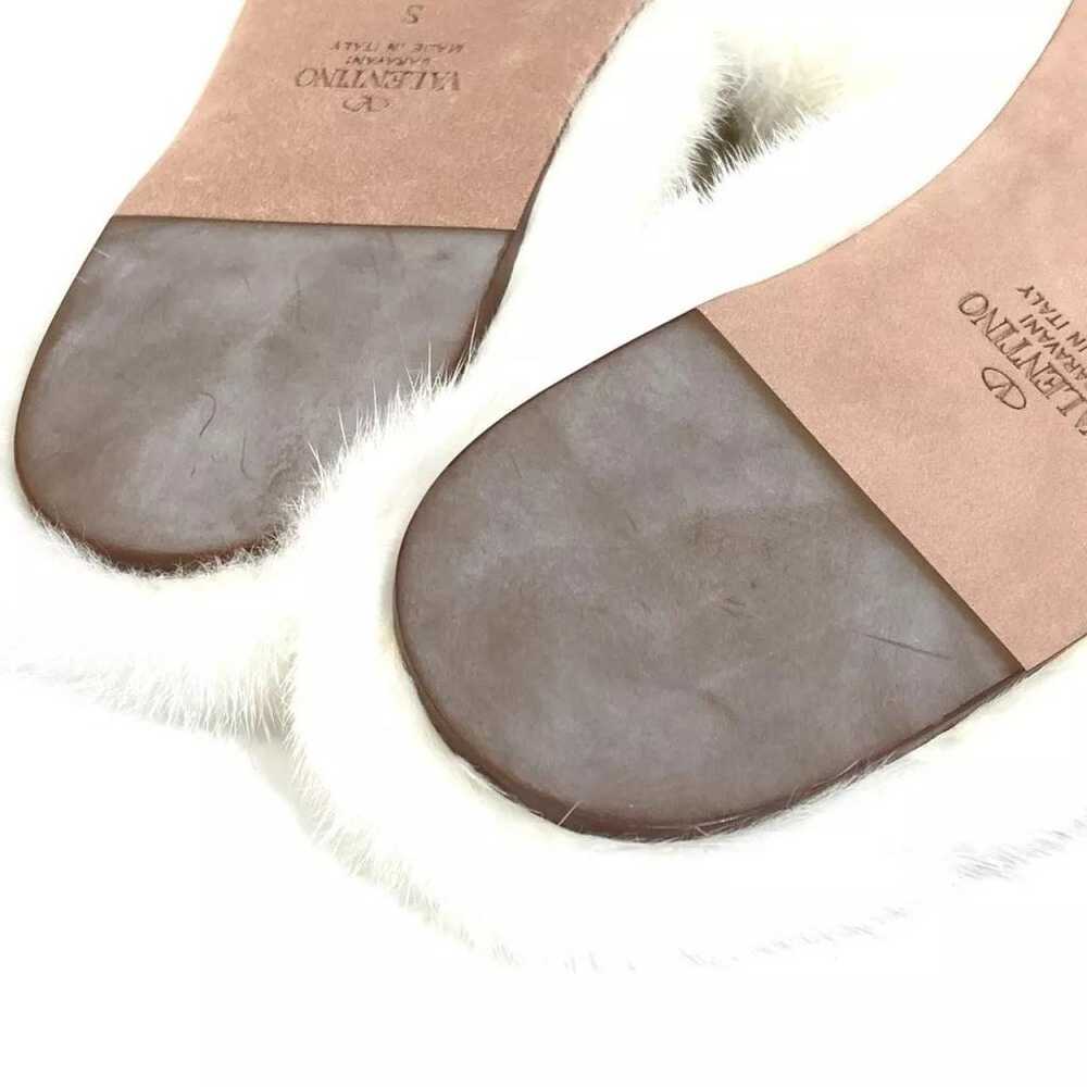 Valentino Garavani Faux fur flats - image 9