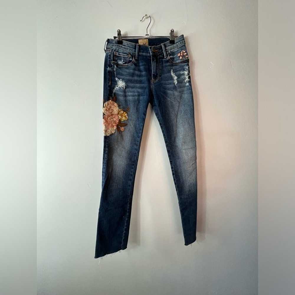 Driftwood Audrey Embroidered Floral Jeans Size 25… - image 2