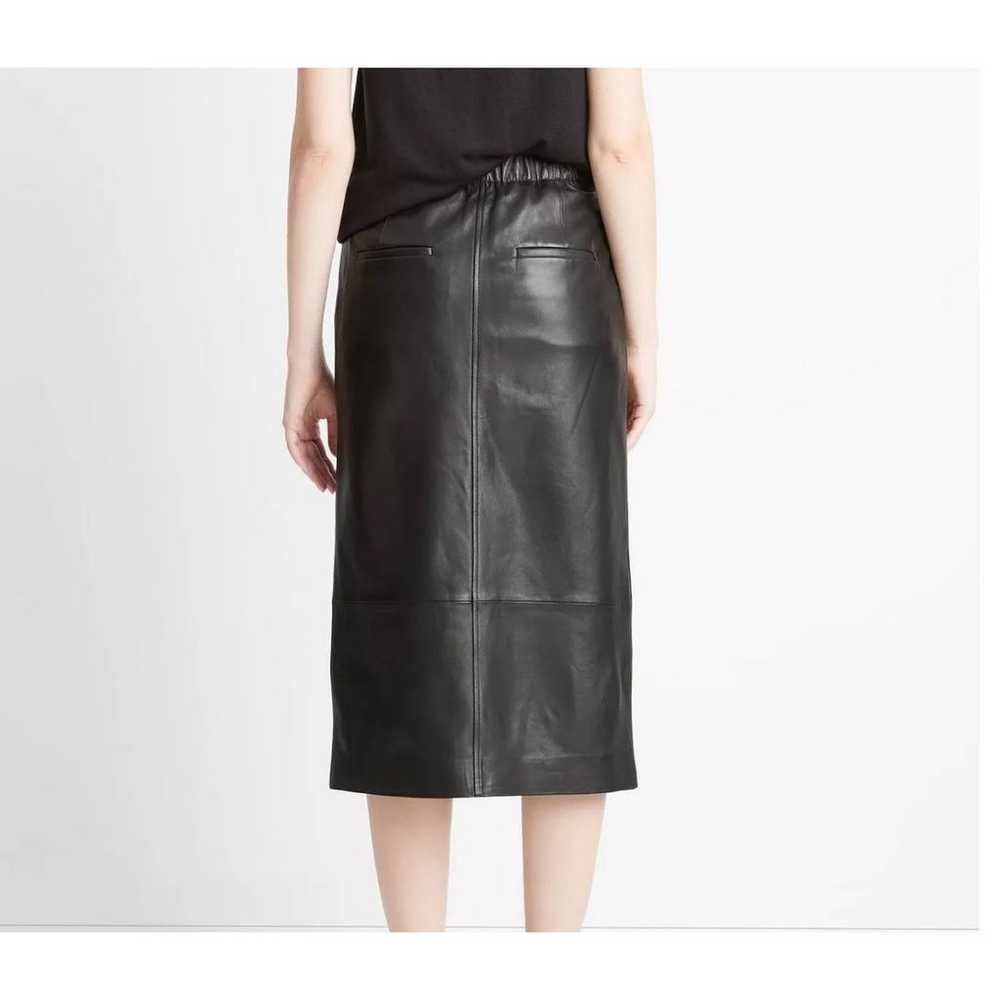 Vince Leather mid-length skirt - image 3