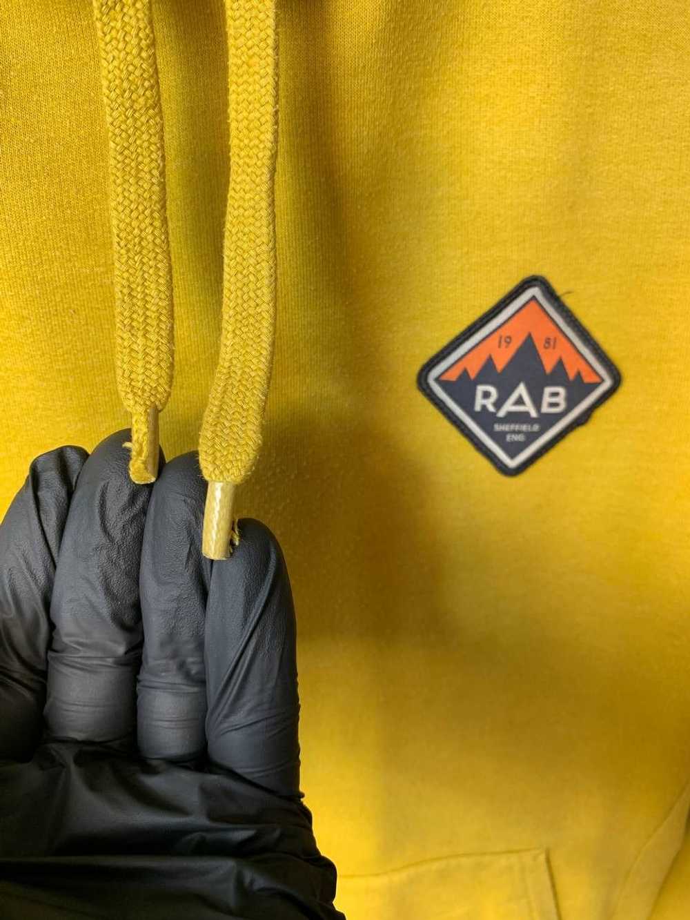 Outdoor Life × Rab × Streetwear RAB Hoodie Yellow… - image 9