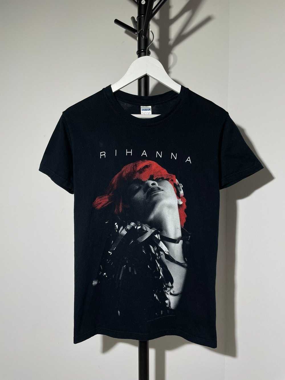 Rihanna × Tour Tee × Vintage Rihanna Loud 2011 To… - image 1