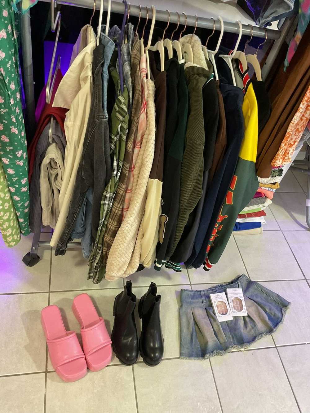 Other Bundle of clothes - image 2