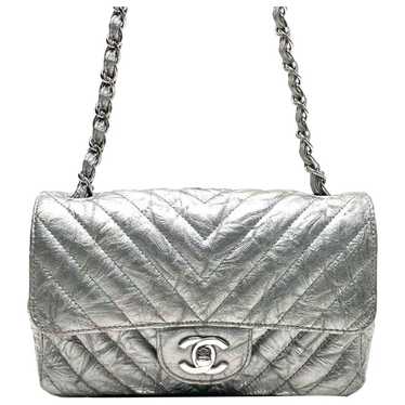 Chanel Timeless/Classique leather crossbody bag - image 1