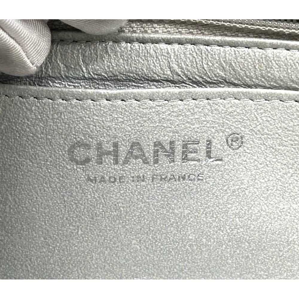 Chanel Timeless/Classique leather crossbody bag - image 6