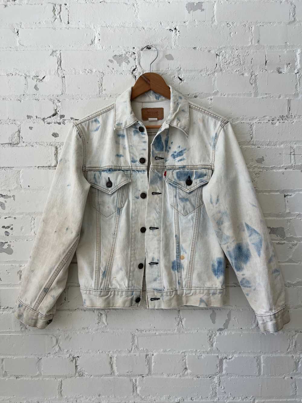 Vintage Bleach Washed Levi’s Denim Jacket, Small/… - image 4