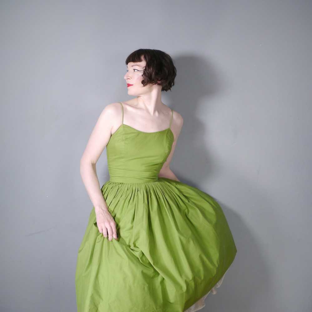 50s REVERSIBLE STRAWBERRY PRINT AND SOLID GREEN S… - image 8