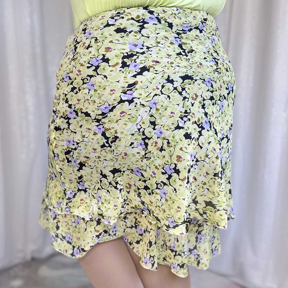 chartreuse blooms skirt - image 5