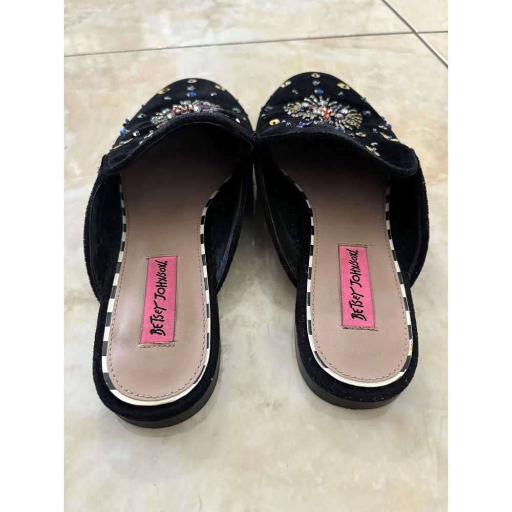 Betsey Johnson Betsy Johnson Black Slides - image 3