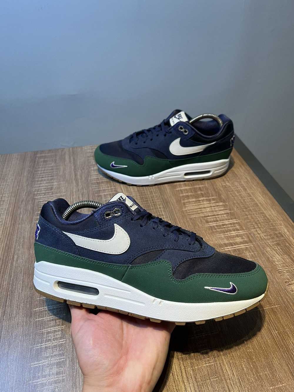 Nike Sz 9.5w Air Max 1 QS 'Letterman Pack' 2022 O… - image 1