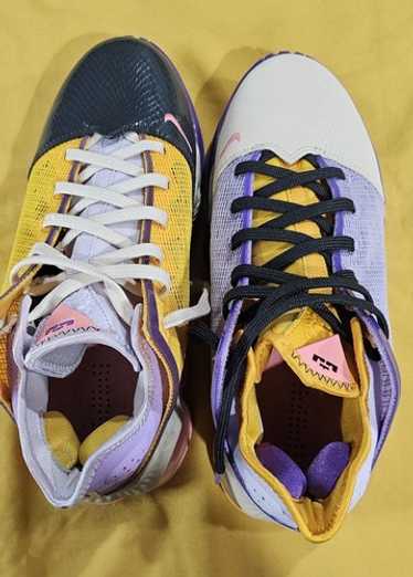 【美品】NIKE Lebron 19 Low LA Yellow/Purple 美品】NIKE Lebron 19 Low LA Yellow/Purple - メルカリ