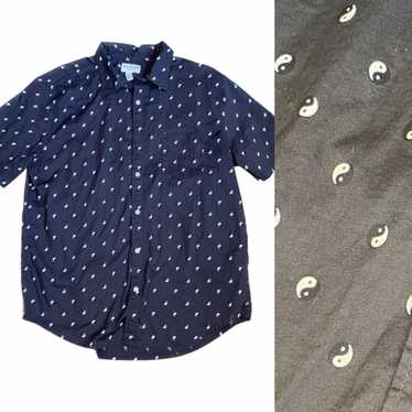 AriZona Yin Yang Retro Button Down Short Sleeve S… - image 1