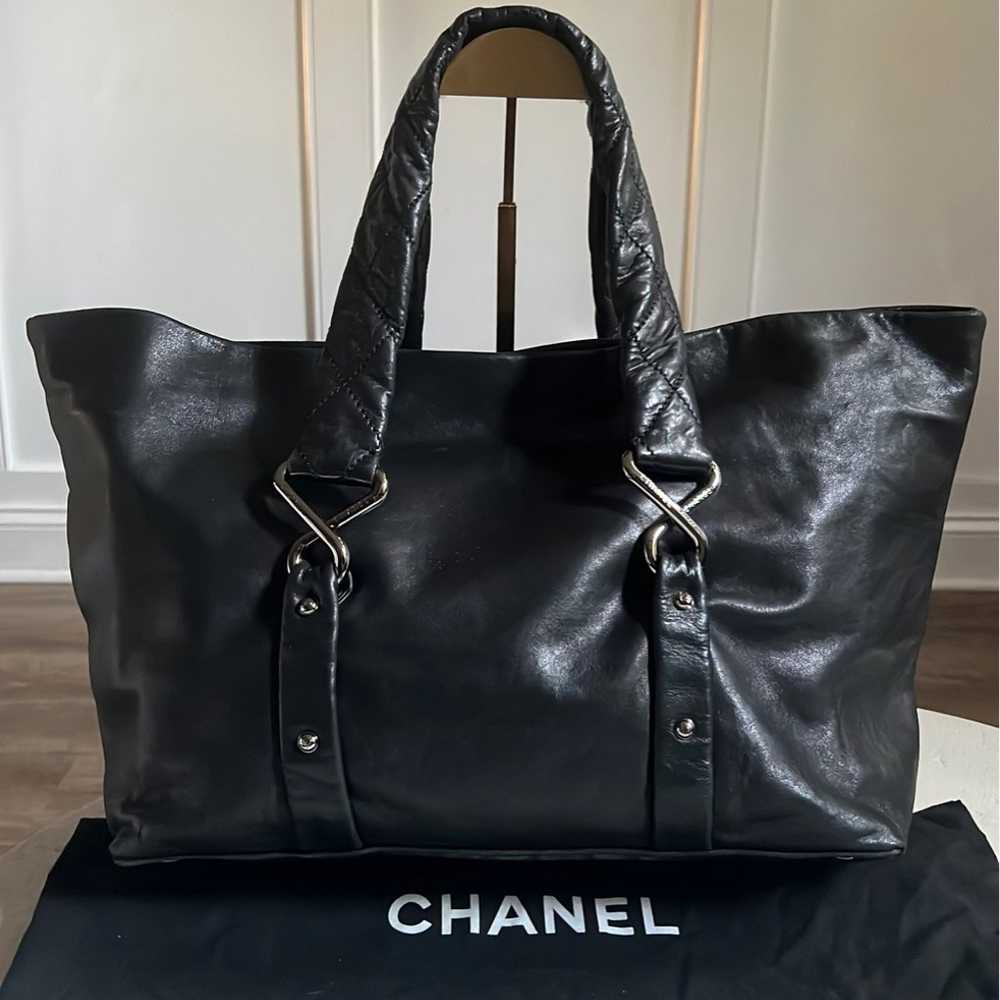 Authentic Chanel Black “PRESSE” Lambskin Leather … - image 3