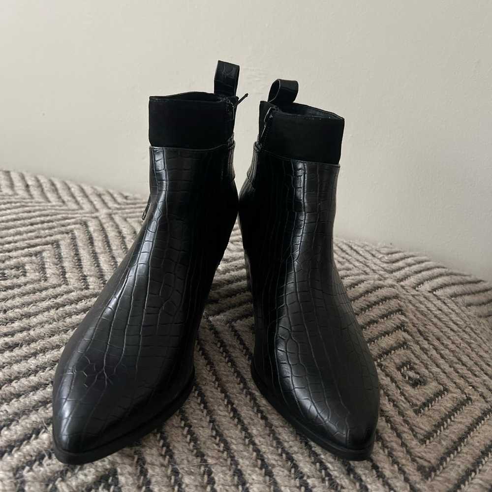 Bella Vita croc ankle boots! - image 1