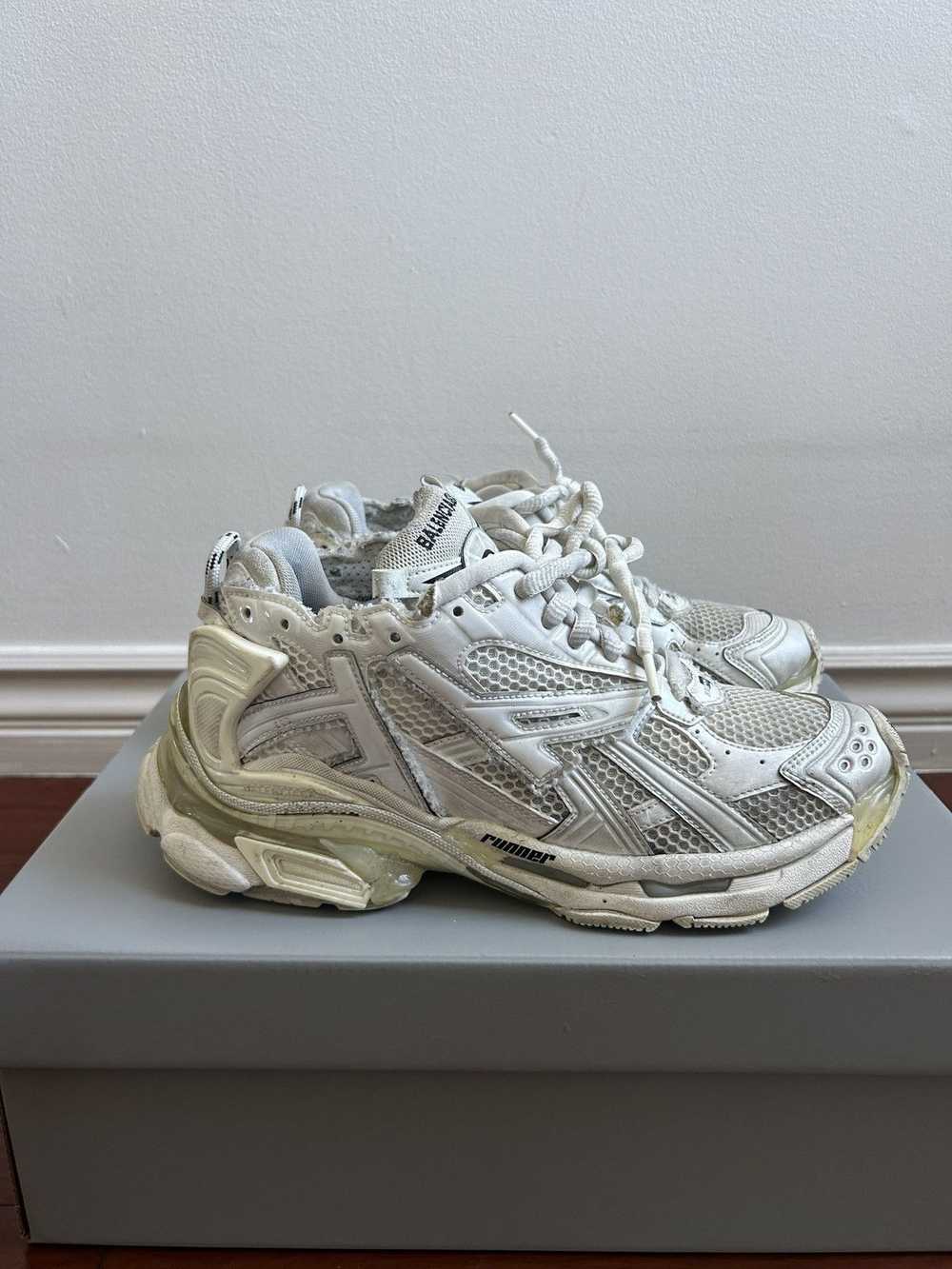 Balenciaga Balenciaga Monocolor Runner Sneaker - image 3