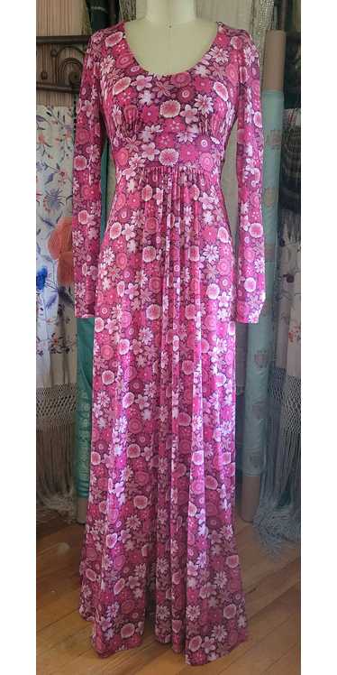 1970s Fuschia Floral Knit Dress