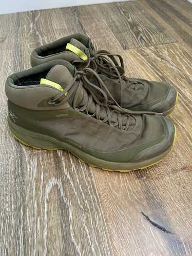 Arc'Teryx Arcteryx aerios fl mid shoes