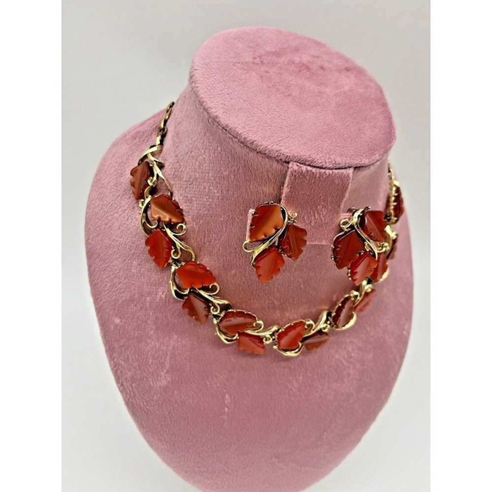 Vintage Lisner Orange & Brown Lucite Leaves Neckl… - image 3