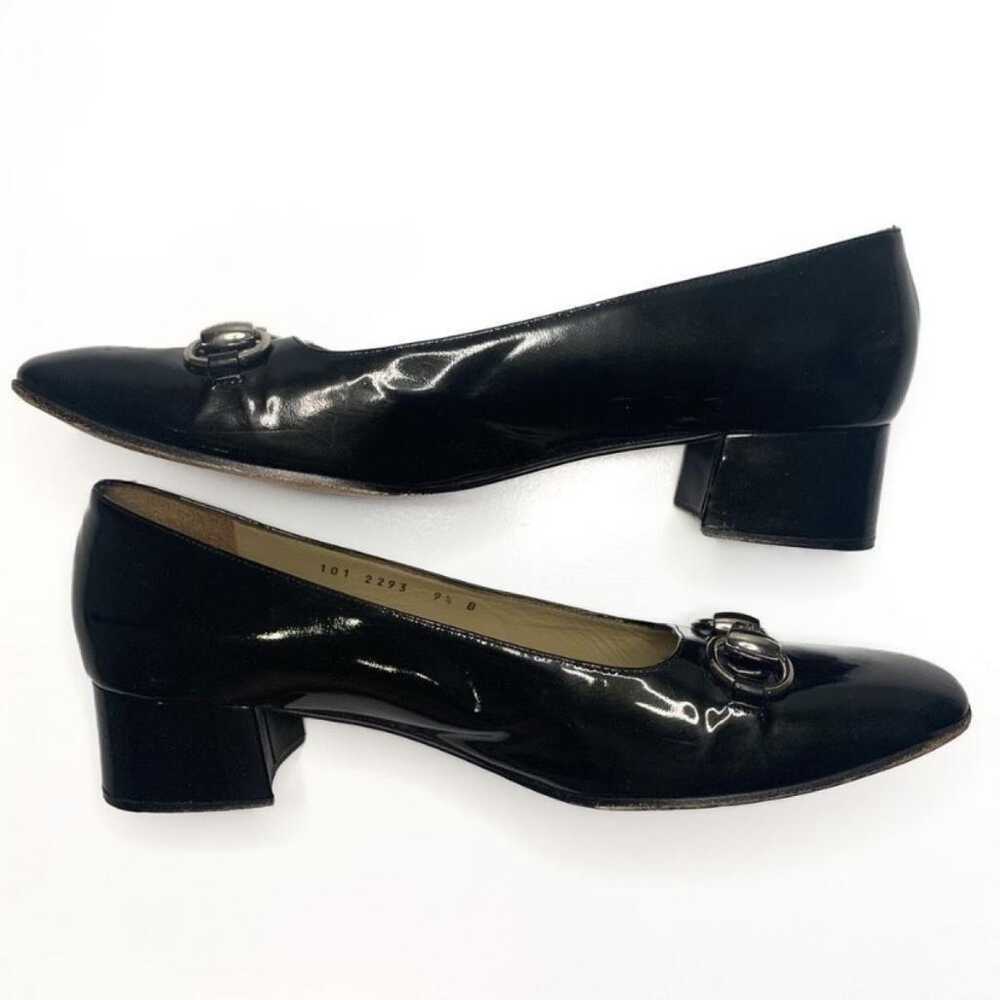 Gucci Patent leather heels - image 7